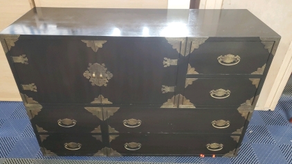 Vintage Antique Thomasville Chinoiserie Black Campaign