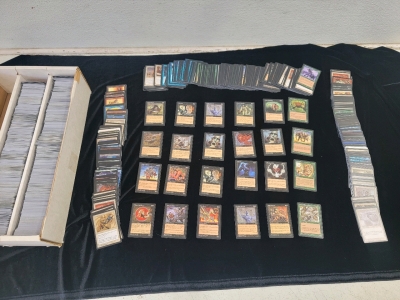 (1 box) Magic the Gathering Cards, Large Box!