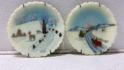 Decorative Han Painted Holiday Wall Hanging Plates (2)