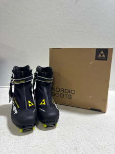 (1) *NEW* Fischer Nordic Boots RC5 Skate- Size 13