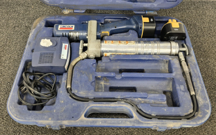 Lincoln PowerLuber Grease Gun with Battery Charger and Batteries (12V)( Unable to Test)