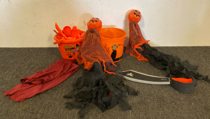 Halloween Treasures, Including Huge Pumpkin Carving Set, Buckets And Decor