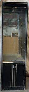 Large Display Case / 18&rdquo; L x 20.5&rdquo; W x 72&rdquo; H