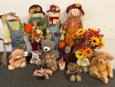 Fall Decor And Scarecrow&rsquo;s, With Teddy Bears Too!!!