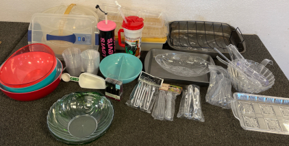 Tupperware, Cake Pans, Plastic Cups, And More!!!