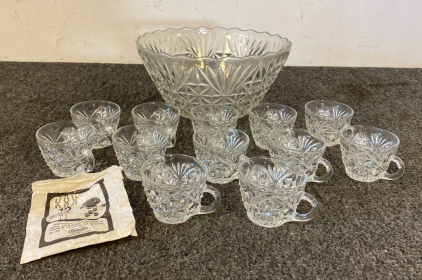 Arlington Design 26 Piece Punch Bowl Set, Plus Cup Hooks