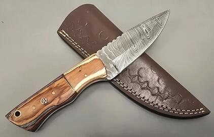 Handmade Damascus Steel Knife With Custom Wood Handle And Leather Sheath