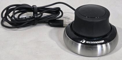 (Offsite) 3D Connexion SpaceNavigator 3D Mouse - Wired / +$100 Value!