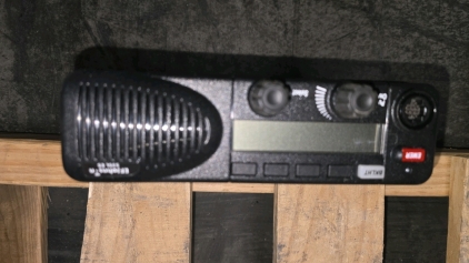 EfJohns-n S35L EF Radio , Pc Desktop Microphone 3500,Battery charger .