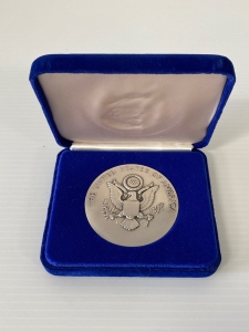 Ronald Reagan/ George Bush Commemorative Medallion