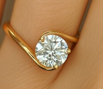 10K 1.5G Lab Diamond 0.95Ct Ring