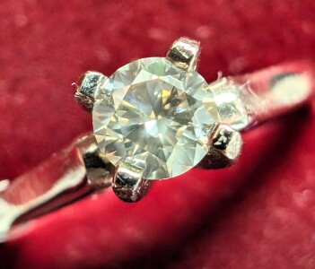 14K 2G Natural Diamond 0.22Ct Ring