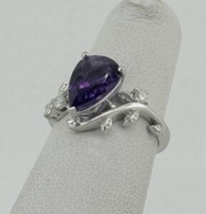 Sterling Silver Amethyst Quartz and Diamond Ring, 1.56ct Amethyst, 0.13ct Diamonds