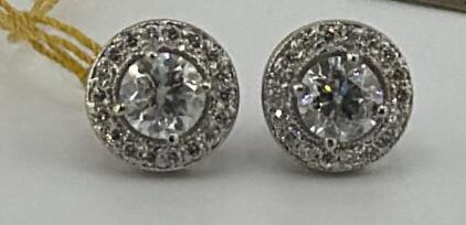 18K Gold Diamond Earrings, 1.43 cts Center Diamonds, Serial: K42D94-EA22102