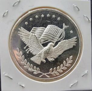 One Troy Ounce .999 Silver Round