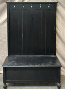 Entry Hall Bench & Key Holders / 19&rdquo; L x 40.5&rdquo; W x 63&rdquo; H