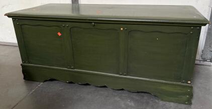 Green Gun Chest H 1&rsquo; 8.5&rdquo; W 4&rsquo; L 1&rsquo; 7&rdquo;