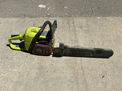 Poulan Wild Thing 18" Chainsaw With Compression