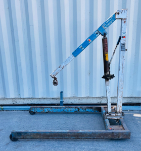 Heavy Duty Engine Hoist / Cherry Picker Crane &ndash; 1,000 LBS Capacity