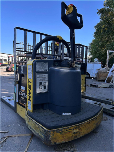 Hyster B60Z Electric Pallet Jack, 6,000 lbs Capacity, 24V, Serial A230N03516B