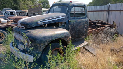 OFFSITE CALDWELL - 1951-52 FORD F-7 BIG JOB