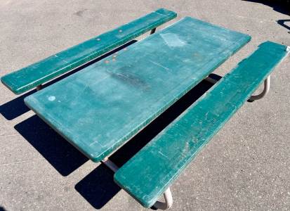 Adjustable Lifetime Picnic Table 71"x 55"