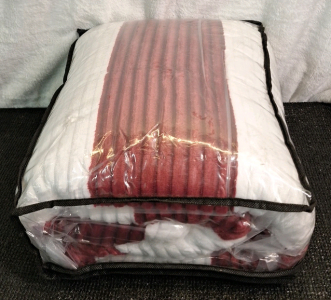 (1) 15-Pound, Glass Bead Weighted Sherpa Blanket, 60" x 80", Red/White