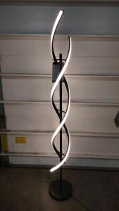 8&frac12;"x 8&frac12;"x 59" Bridgeport Designs Vortex Floor Lamp