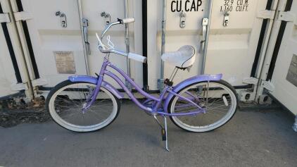 Purple Hyper Bicycles 26" Women's Beach Cruiser Bike.