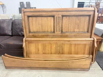 (1) Wooden Queen Size Bed Frame