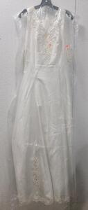 Do You Love Me? Brand White Wedding Dress w/ Train Size 16