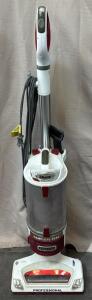 White Shark Vacuum