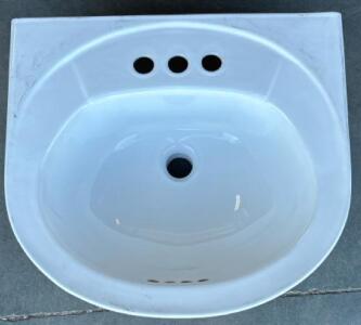 Bathroom Sink H 7.5&rdquo; W 1&rsquo; 8&rdquo; L 1&rsquo; 6&rdquo;