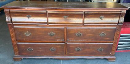 Vintage Dresser H 2&rsquo; 10.5&rdquo; W 5&rsquo; 3.5&rdquo; L 1&rsquo; 4.5&rdquo;