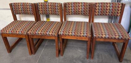 Set of 4 Padded Chairs H 2&rsquo; 8&rdquo; W 1&rsquo; 6&rdquo; L 1&rsquo; 8&rdquo;
