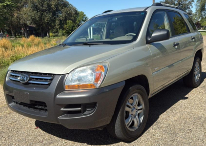2007 KIA SPORTAGE - 4X4!