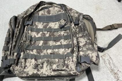 (2)Woman&rsquo;s hand bags ,Hunting Bag pack ,Military Backpacks