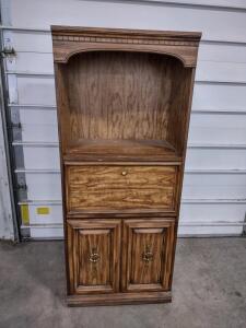 31"x 18"x 74&frac14;" Vintage Tall Standing Bookshelf