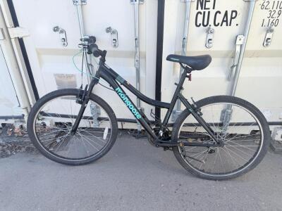 (1) 26&rdquo; Mongoose Excursion Mountain Bike