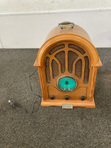 Vintage Thomas Collectors Edition Radio