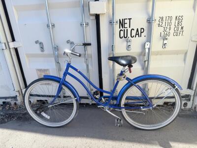 (1) Huffy Cranbrook Cruiser Bike