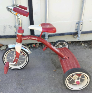 Children's Radio Flyer