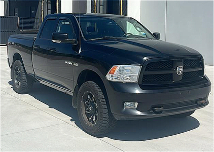 2009 DODGE RAM - 4X4!