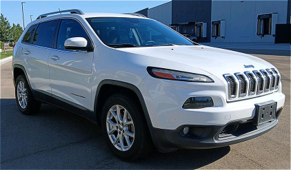 2015 JEEP CHEROKEE - 4X4! REMOTE START!