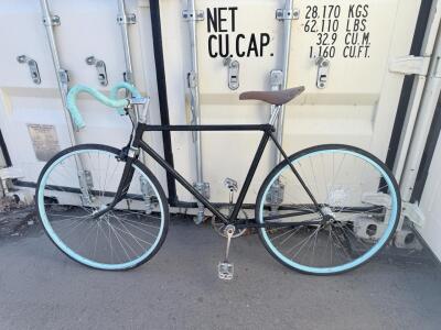 (1) Unbranded Mountain Bike