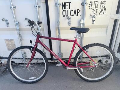 (1) Schwinn Frontier Mountain Bike