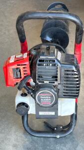 Predator Gasoline Auger With Case