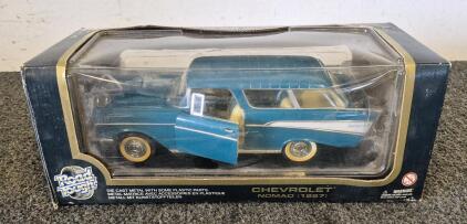 Chevrolet Nomad(1957) Die-Cast Metal