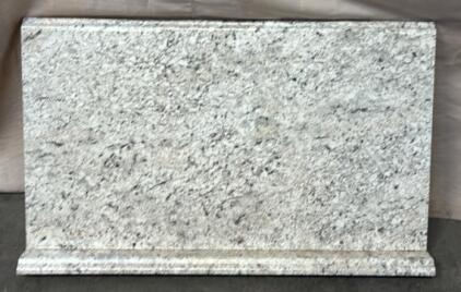 White Granite Slab / 42&rdquo; L x 38&rdquo; W