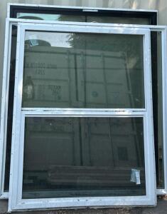 (3) Windows / (1) 47.5&rdquo; L x 59&rdquo; H / (1) 59.5&rdquo; L x 59.5&rdquo; H / (1) 57.5&rdquo; L x 65&rdquo; H